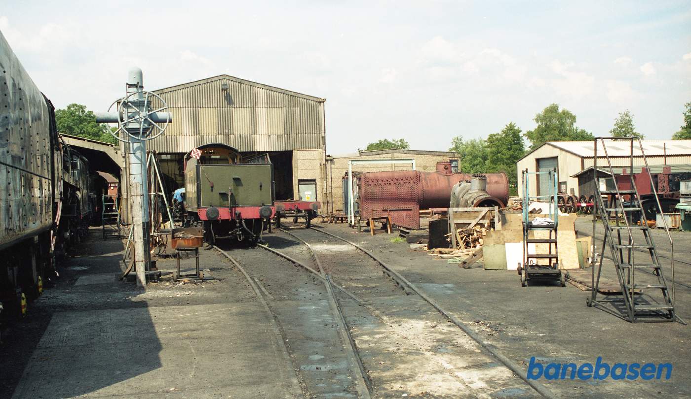 Et vue ud over området foran remiserne