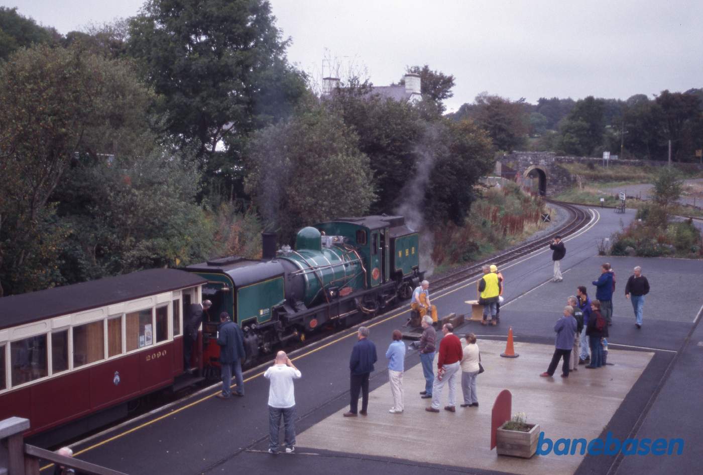 Så holder damptoget klar til at køre tilbage til Caernarfon