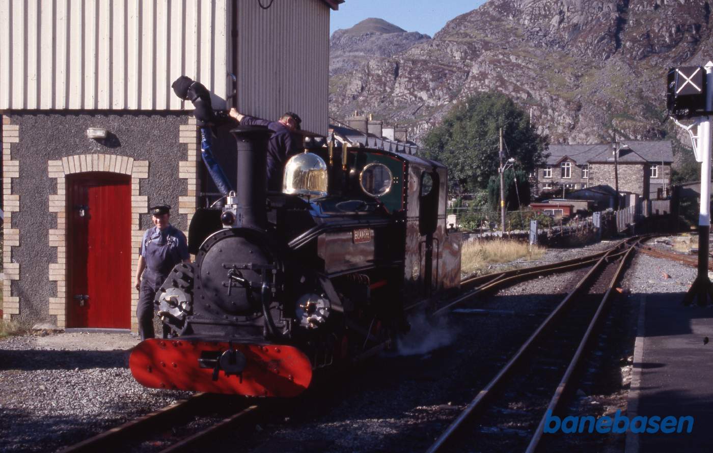 Damplokomotivet får vand på