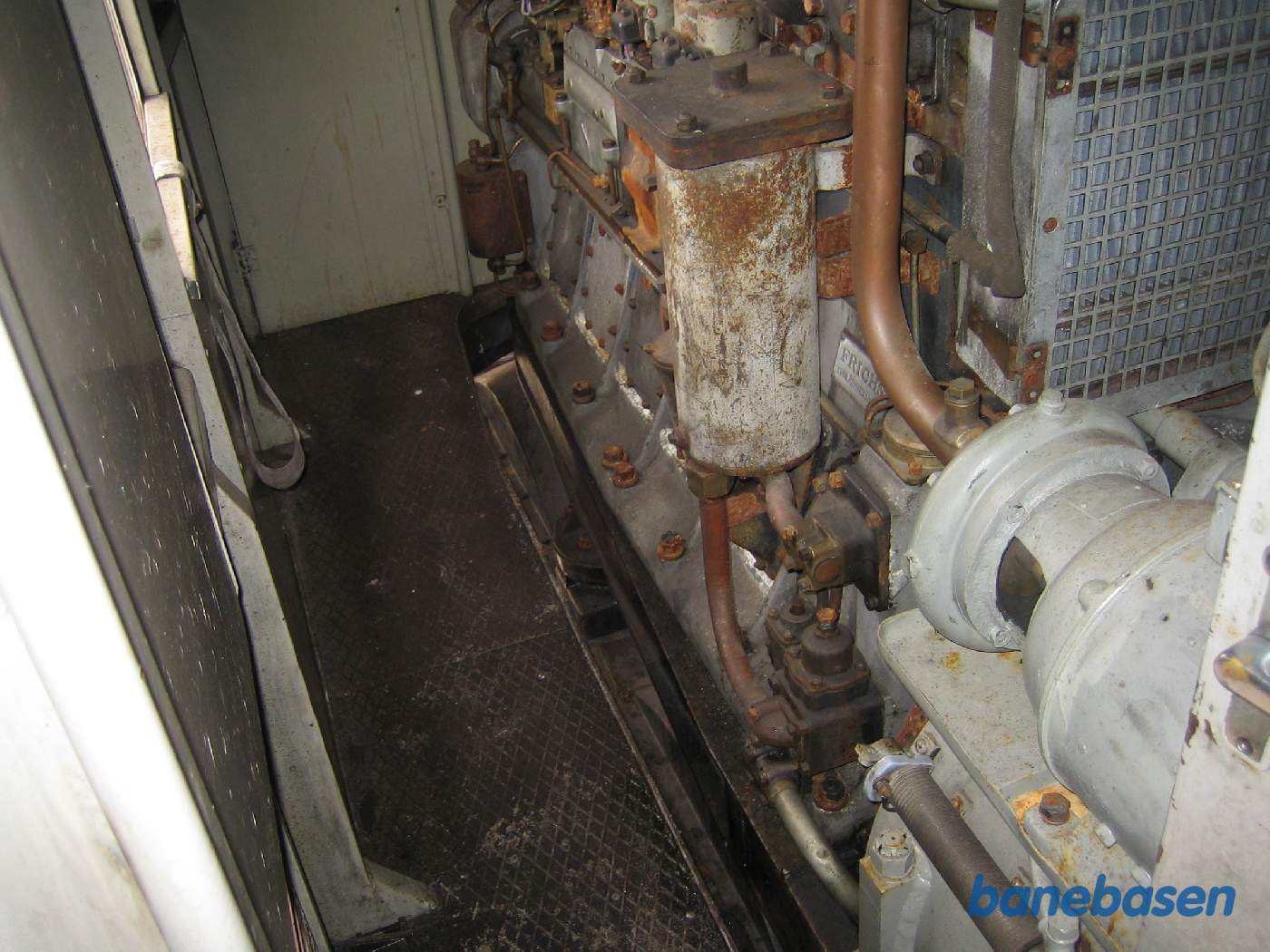 Sidegangen er ganske smal, så man skal ikke være alt for tyk