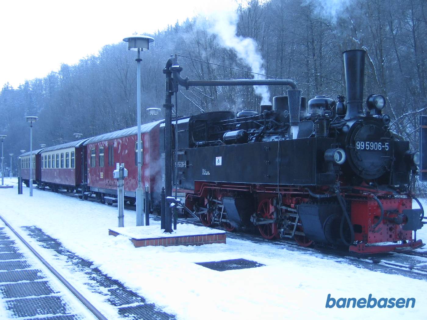 Lokomotivet får vand på