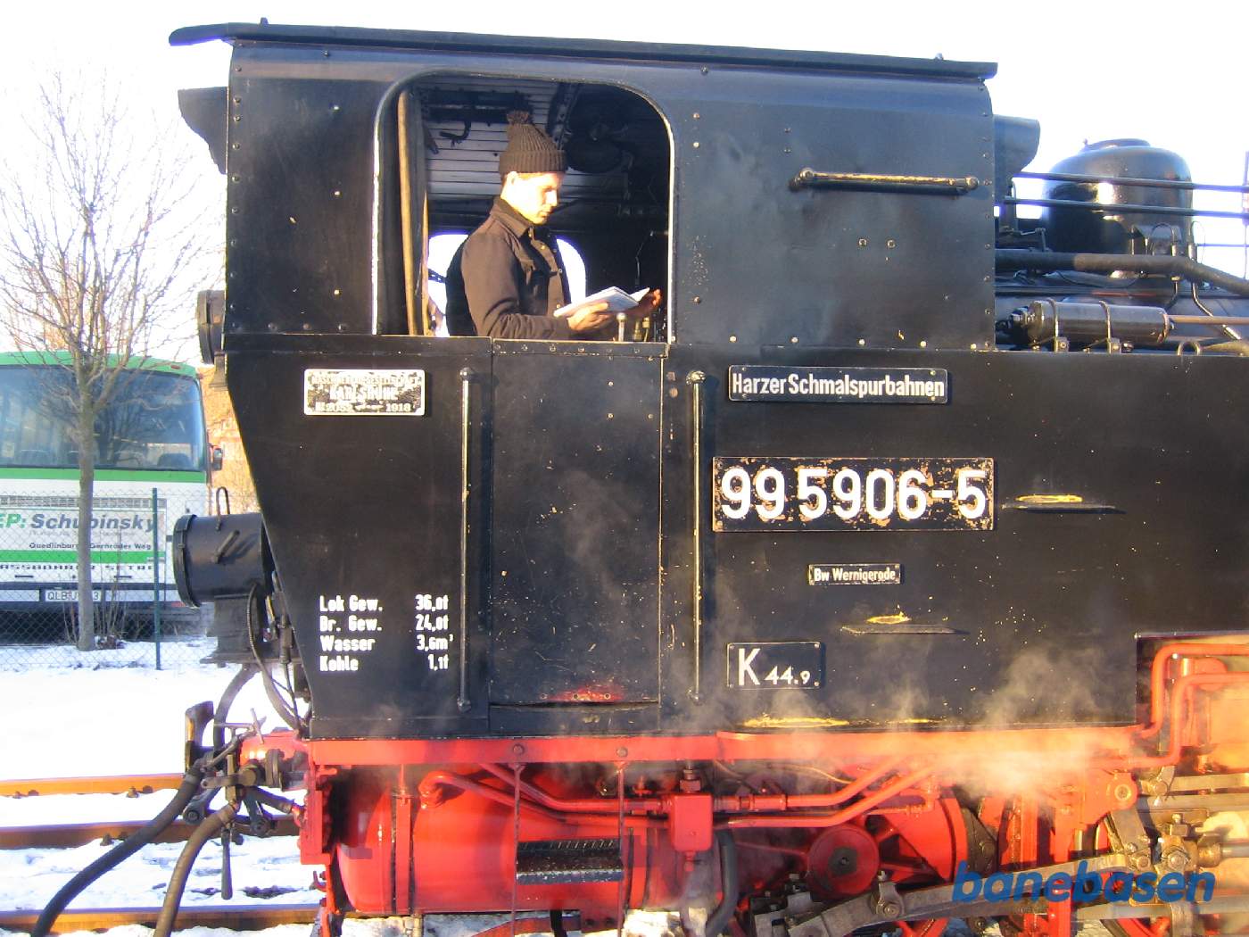 Billede af personalet på maskinen