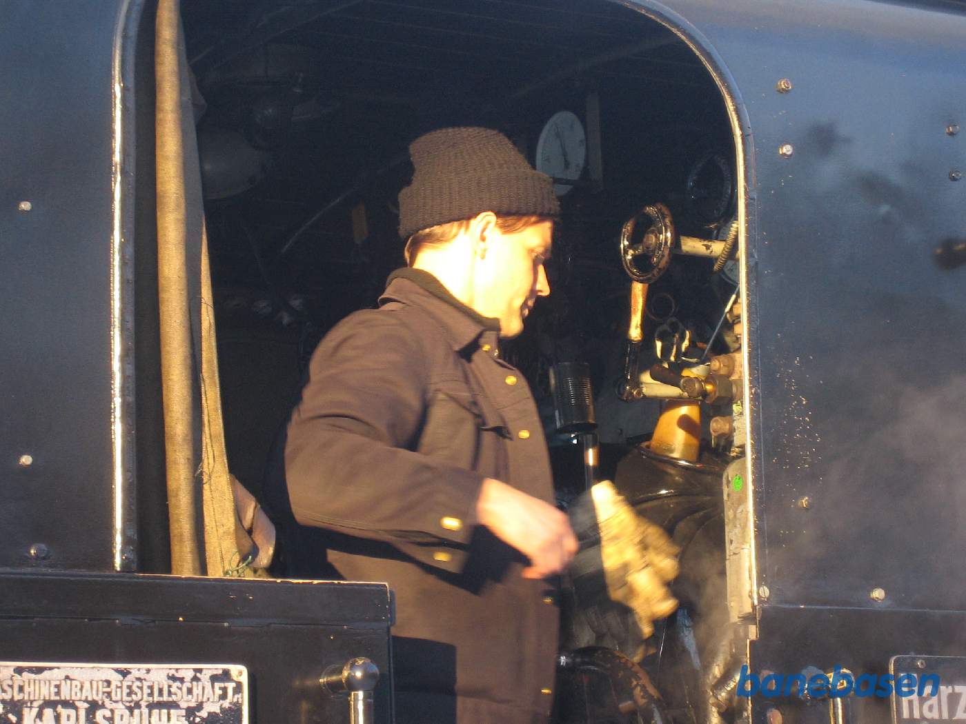 Billede af personalet på maskinen