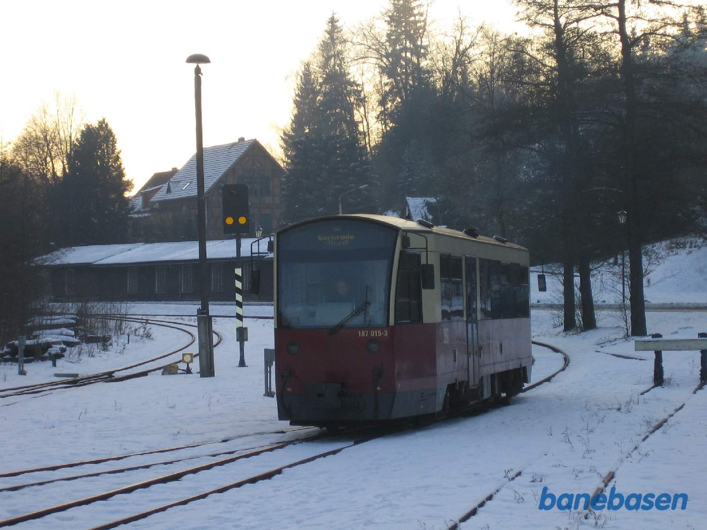 Motortog på vej ind på stationen fra Silberhütte