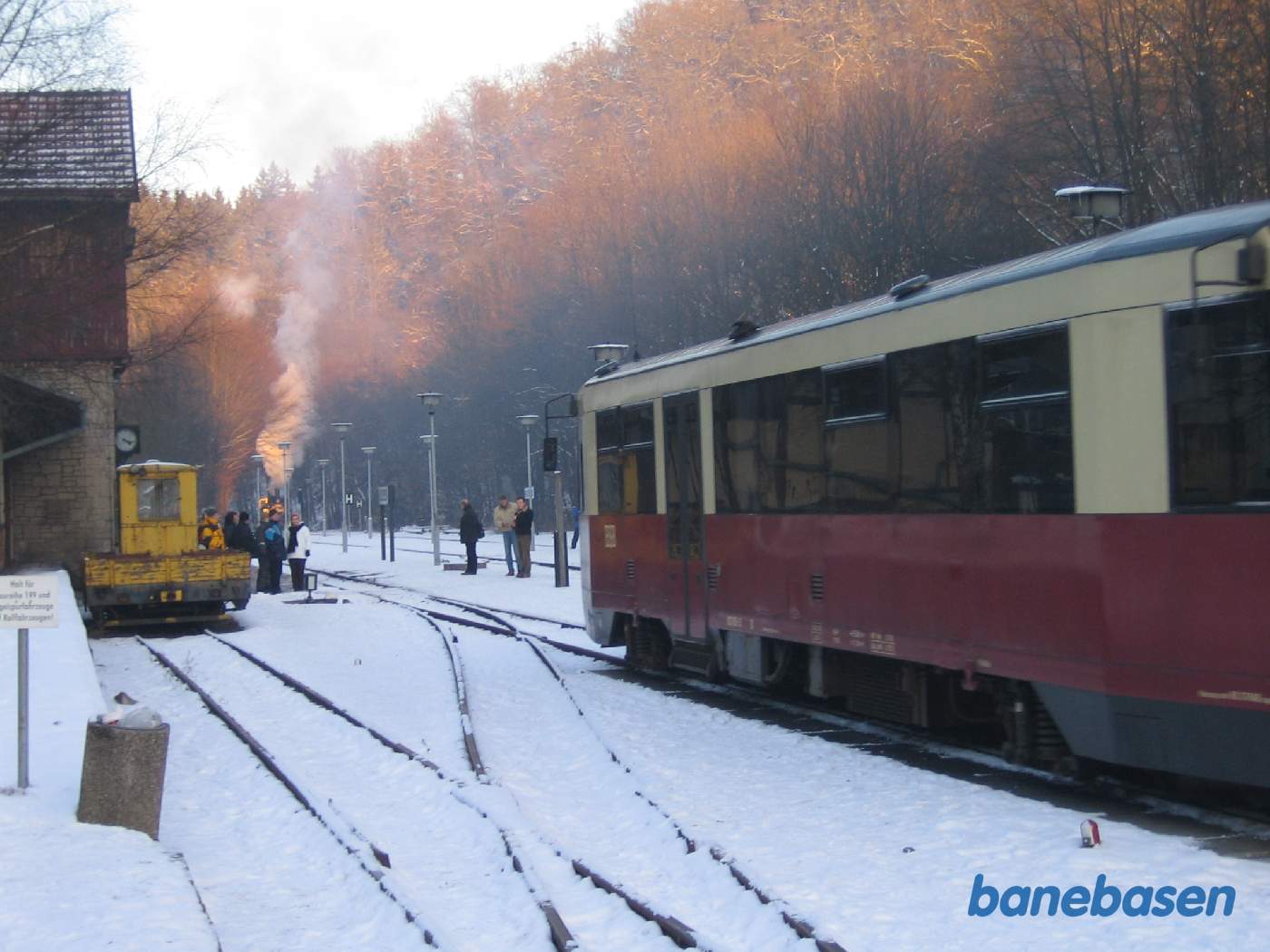 Motortog på vej ind på stationen fra Silberhütte