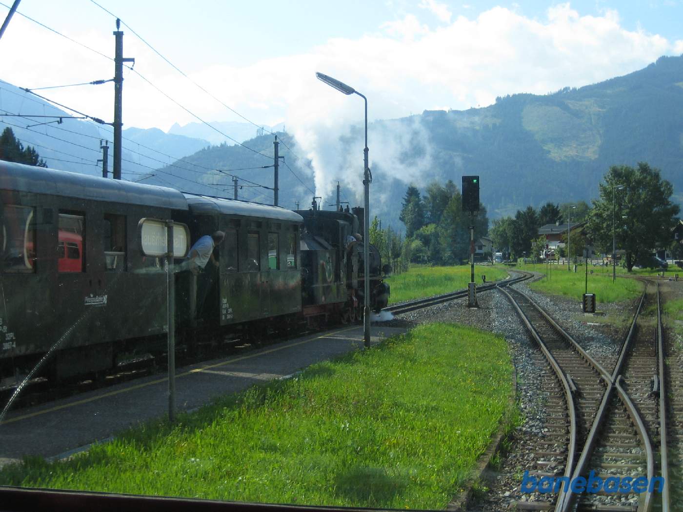 Krydsning med damptoget på vej mod Krimml