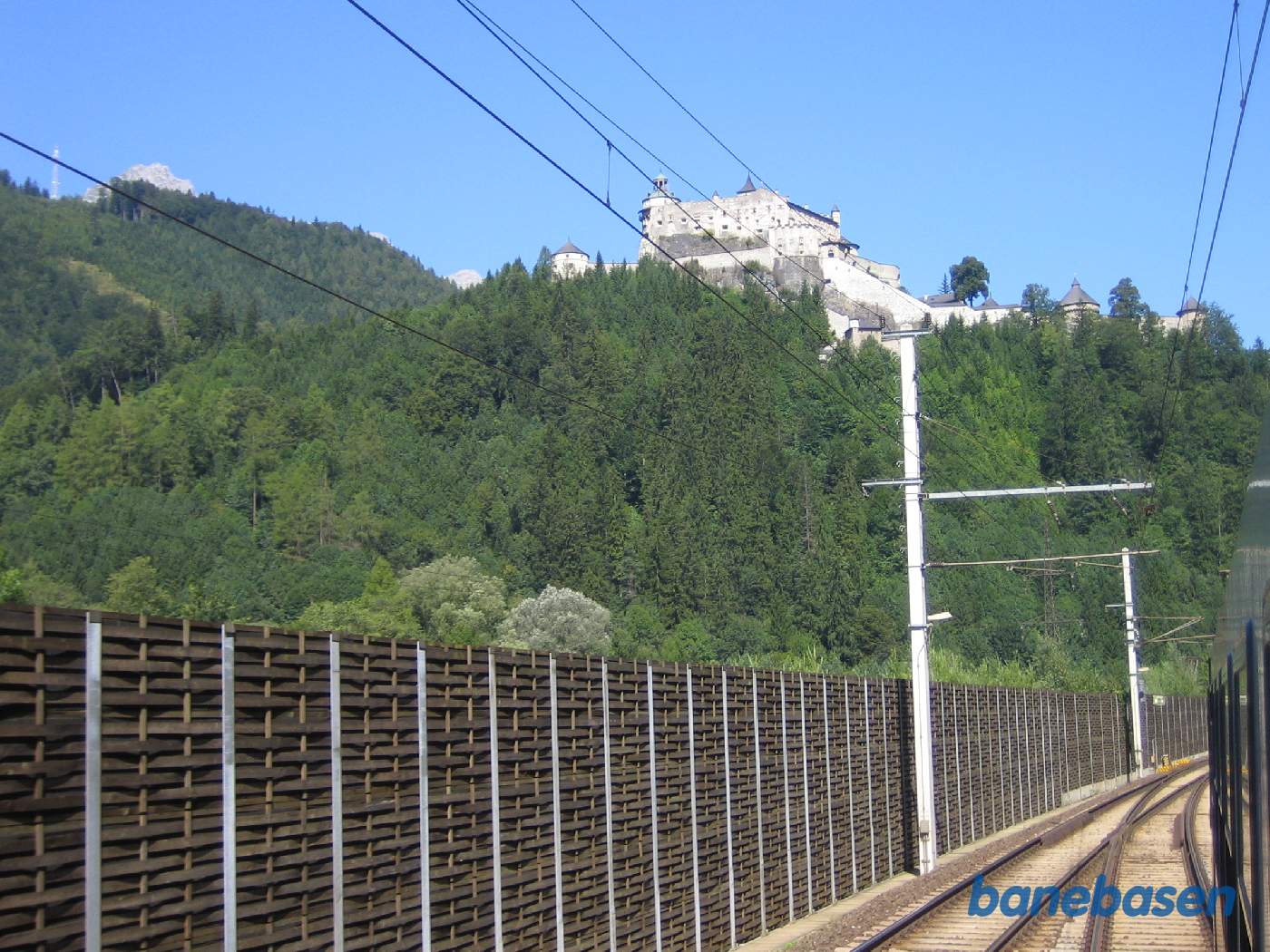 Nærbillede af slottet fra filmen "Ørneborgen"