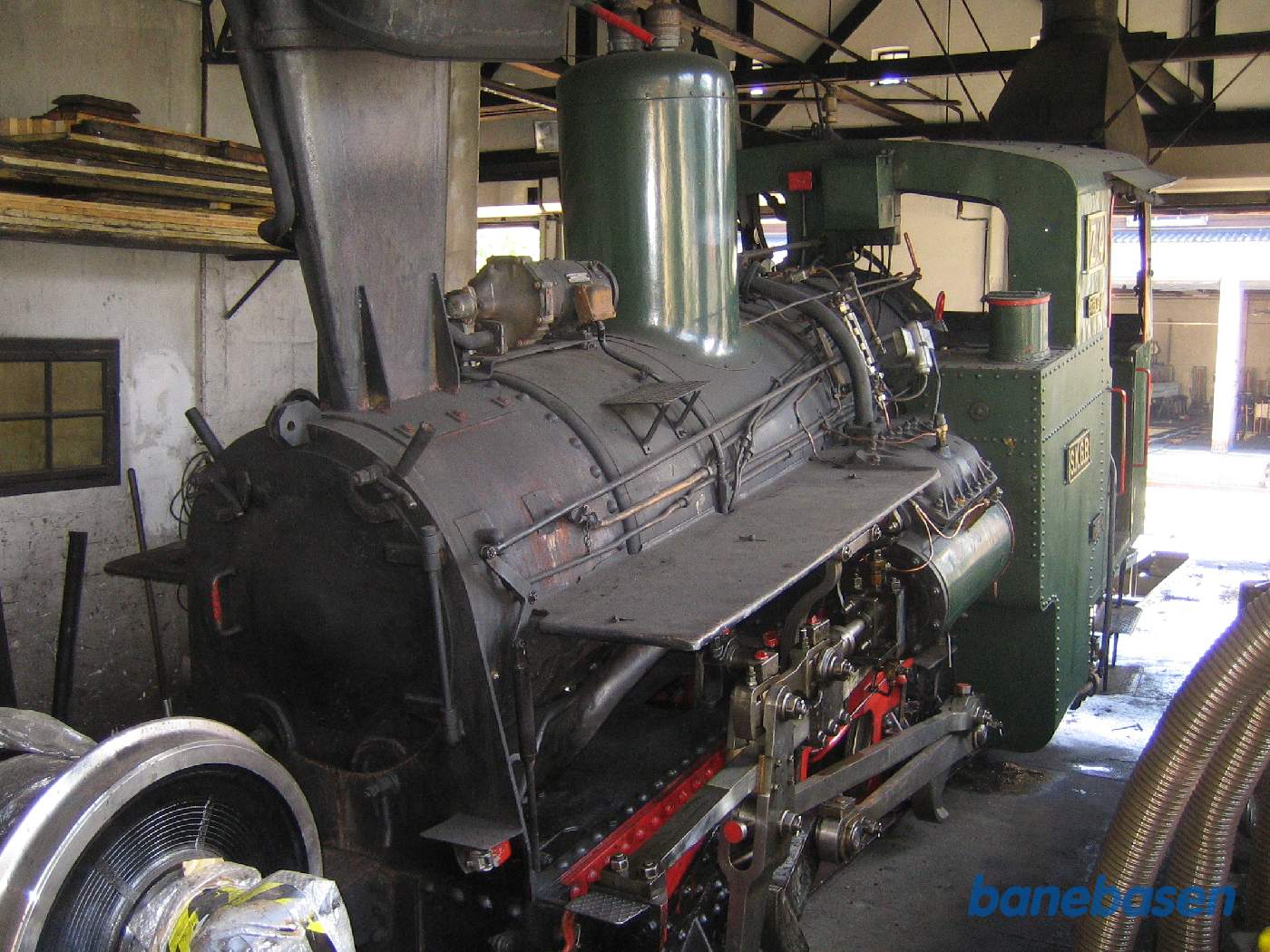Værkstedet med et damplokomotiv