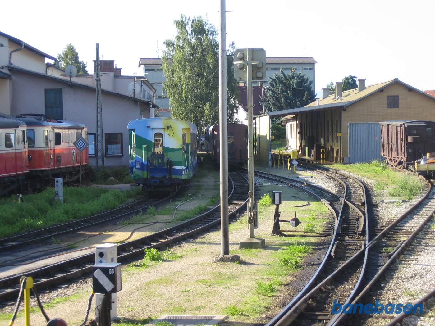 Sidespor og værksteder på smalsporsstationen