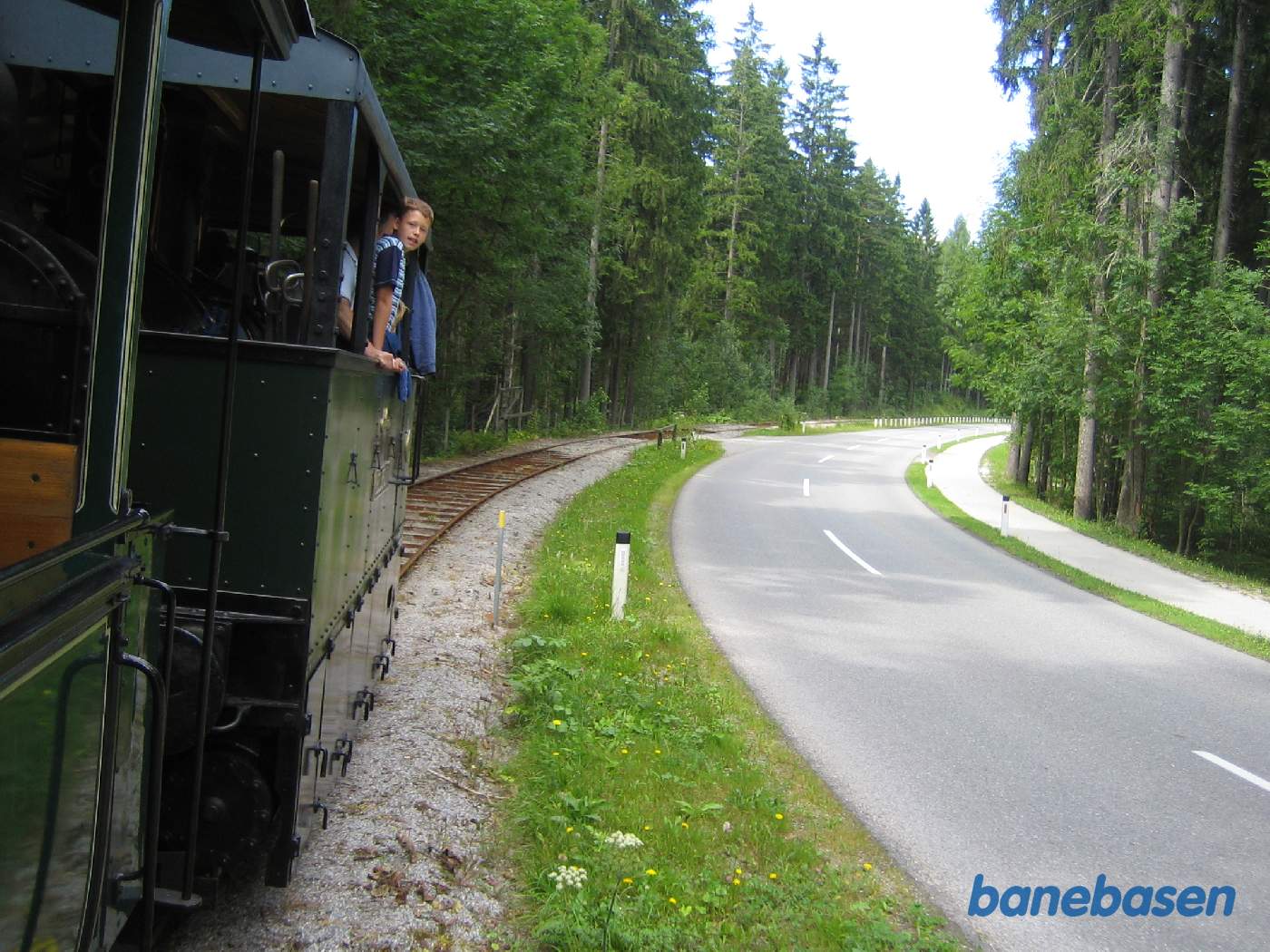 Det lille turisttog på strækningen langs Erlaufseestrasse
