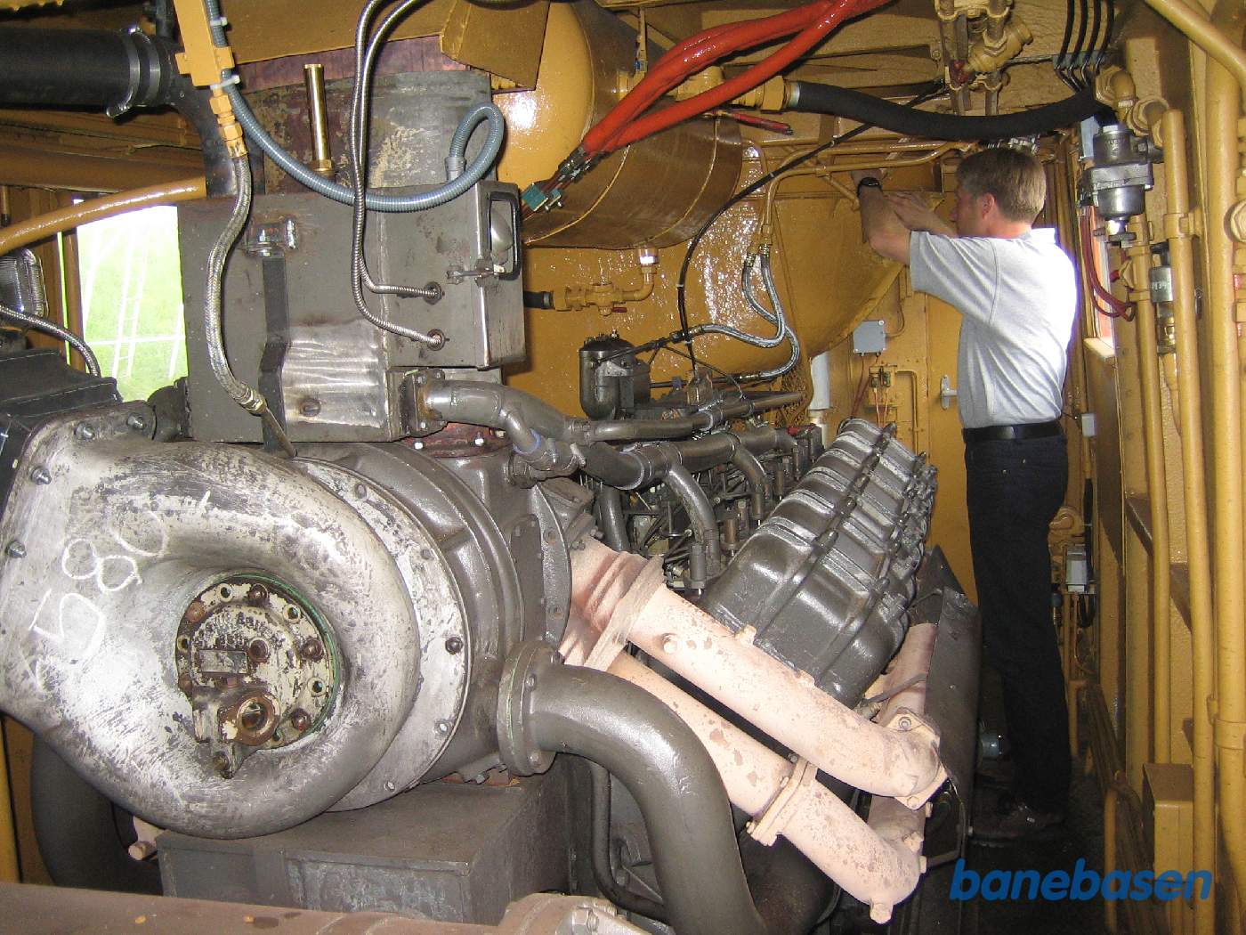 Billede af motoren i diesellokomotivet