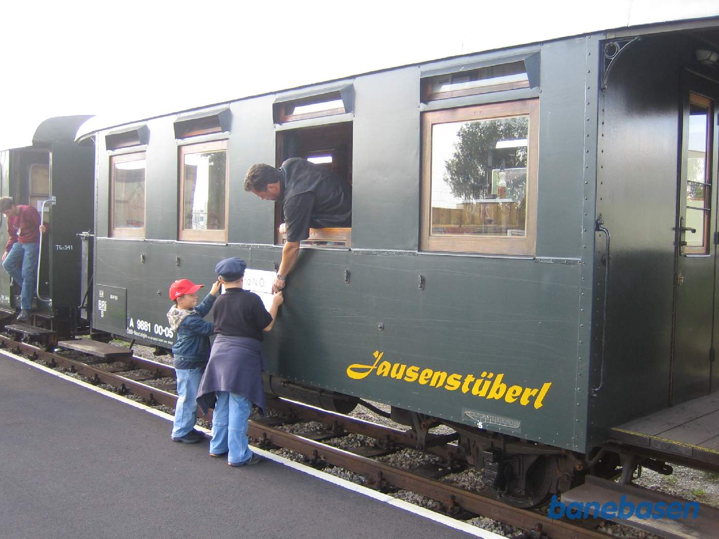 Destinationsskiltet på spisevognen tages ned