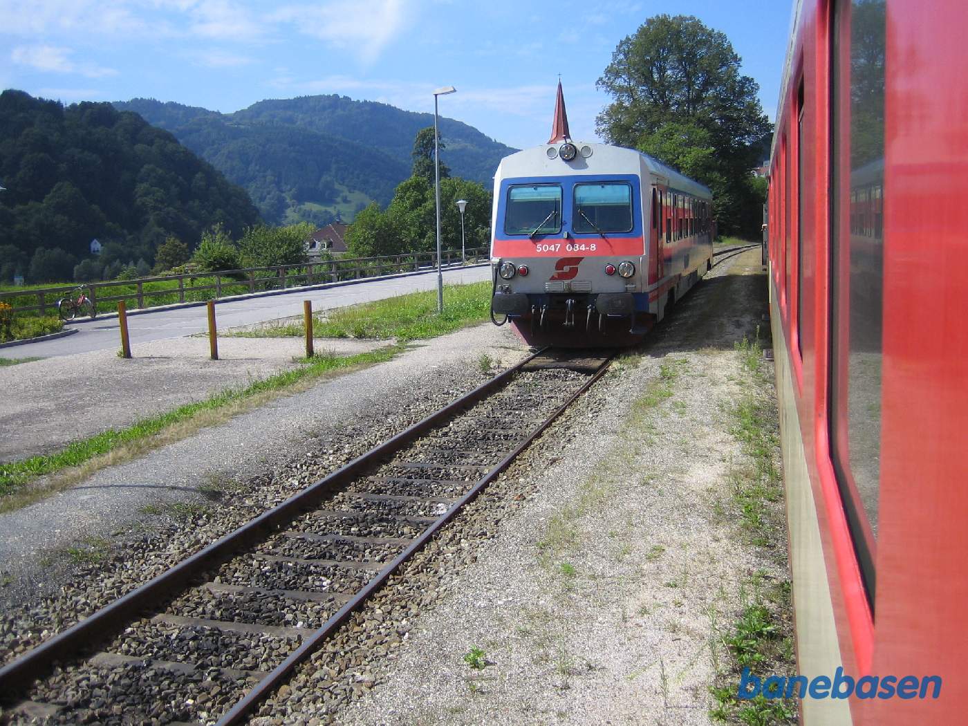 Modkørende motorvogn