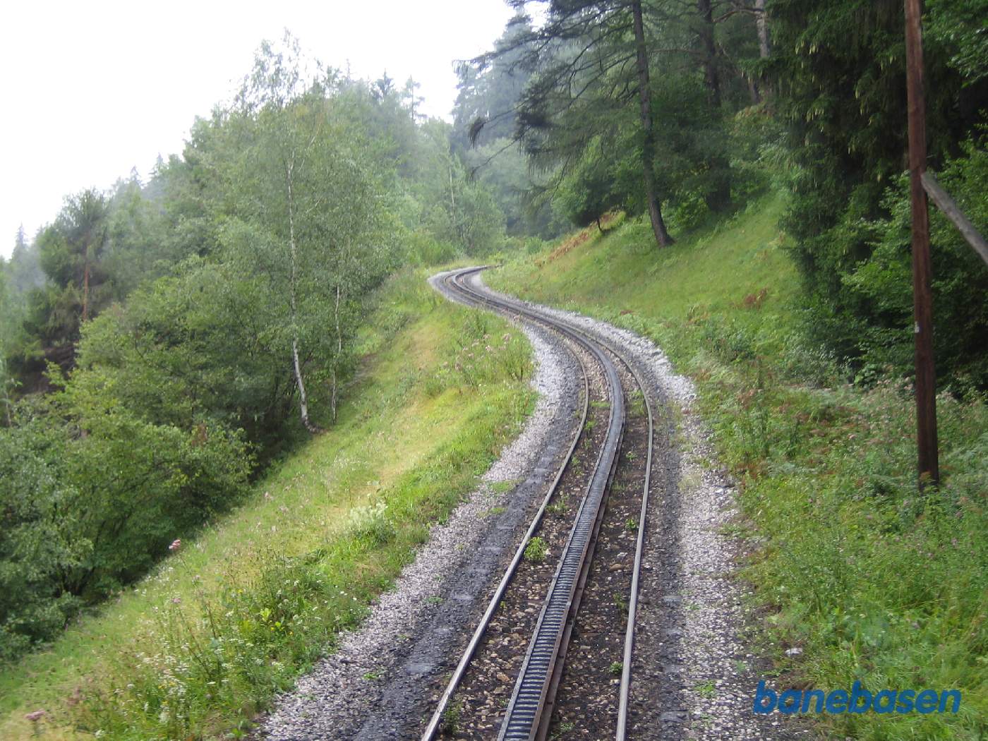 Toget nærmer sig Eben og er på vej op ad bjerget