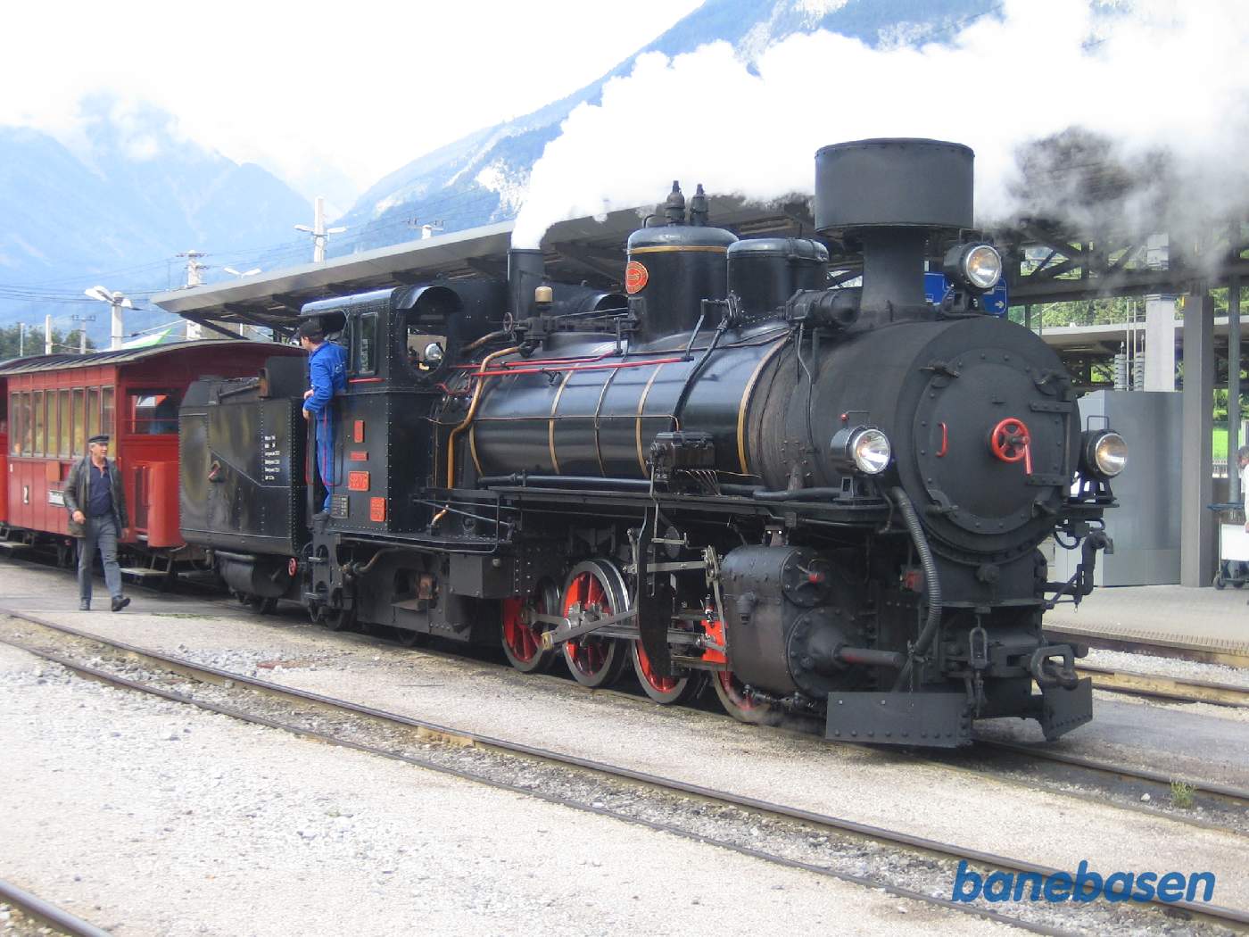 Nærbillede af damplokomotivet