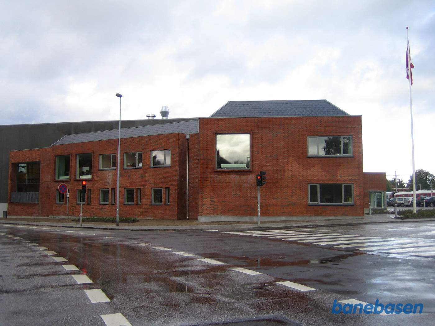 Lokaltogs nye værksted, set fra vejen