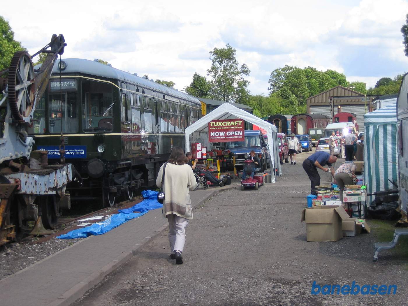 Ved siden af stationen i Butterley er der salg af forskellige jernbanerelaterede ting