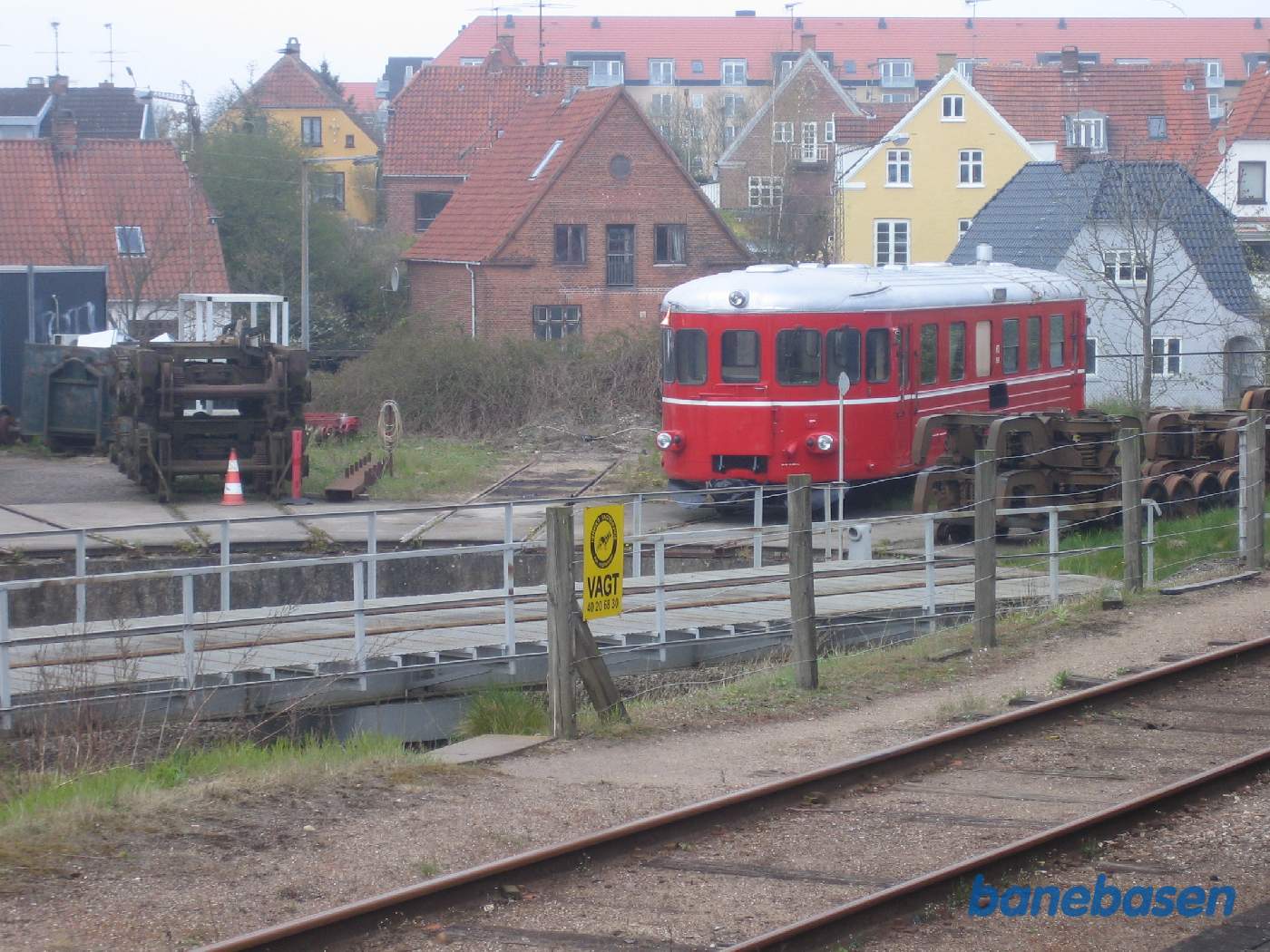 Skinnebus ved drejeskiven i Holbæk