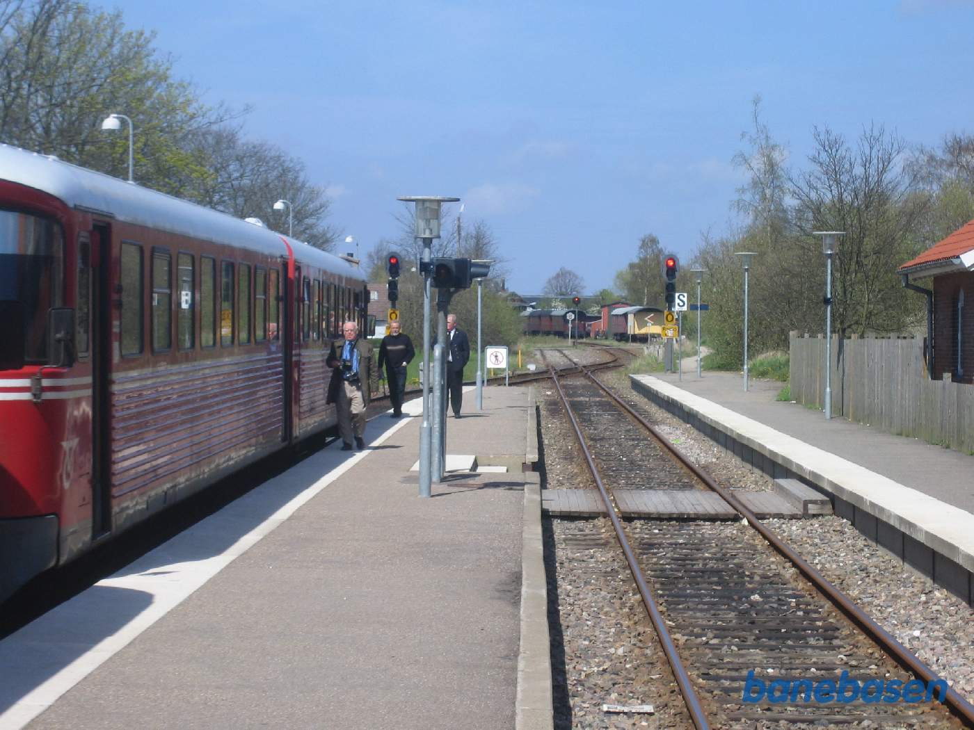 Y-toget kommet til Høng for fotografering. DJK