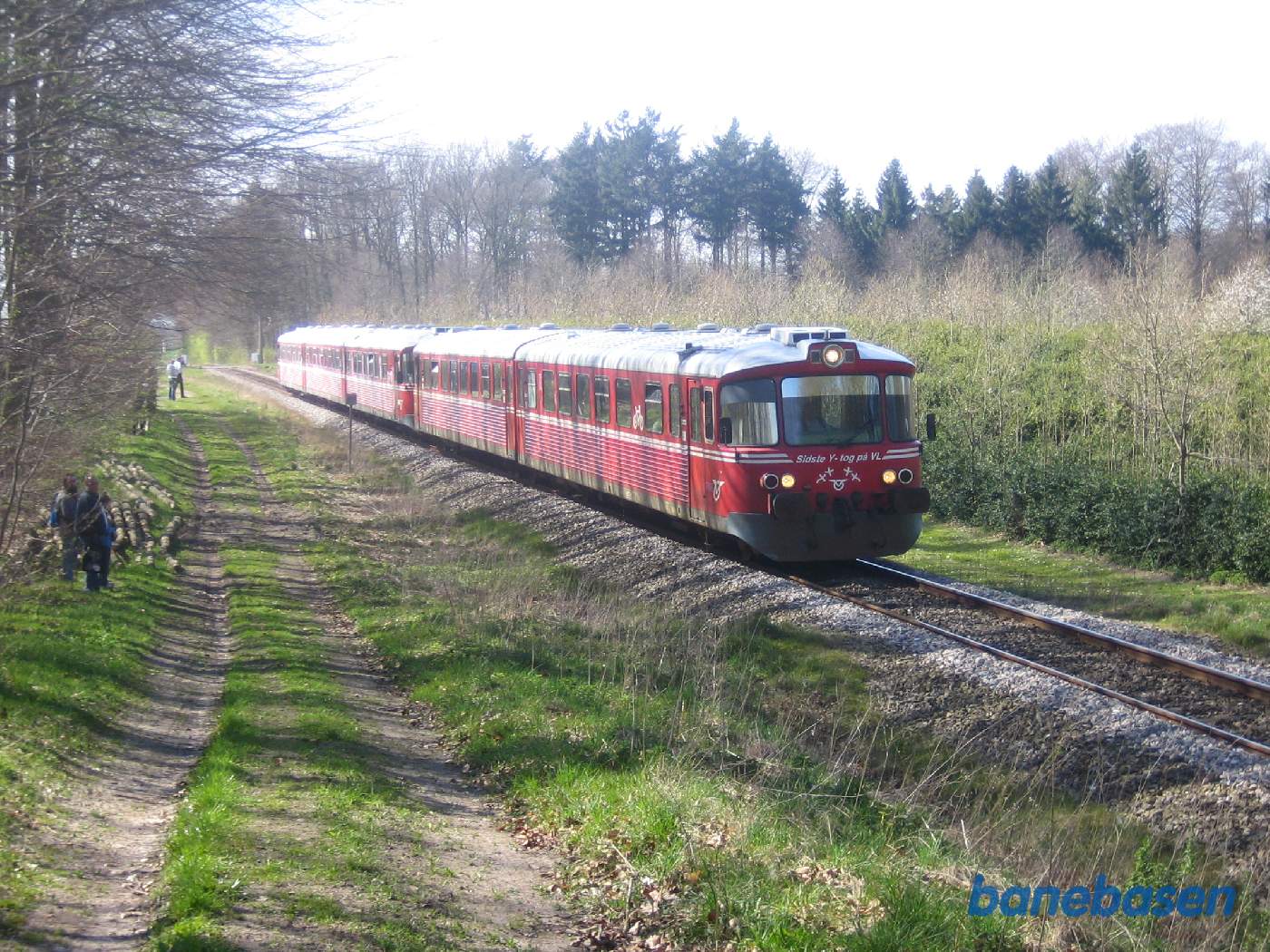 Fotostop på strækningen, hvor der engang lå et trinbræt