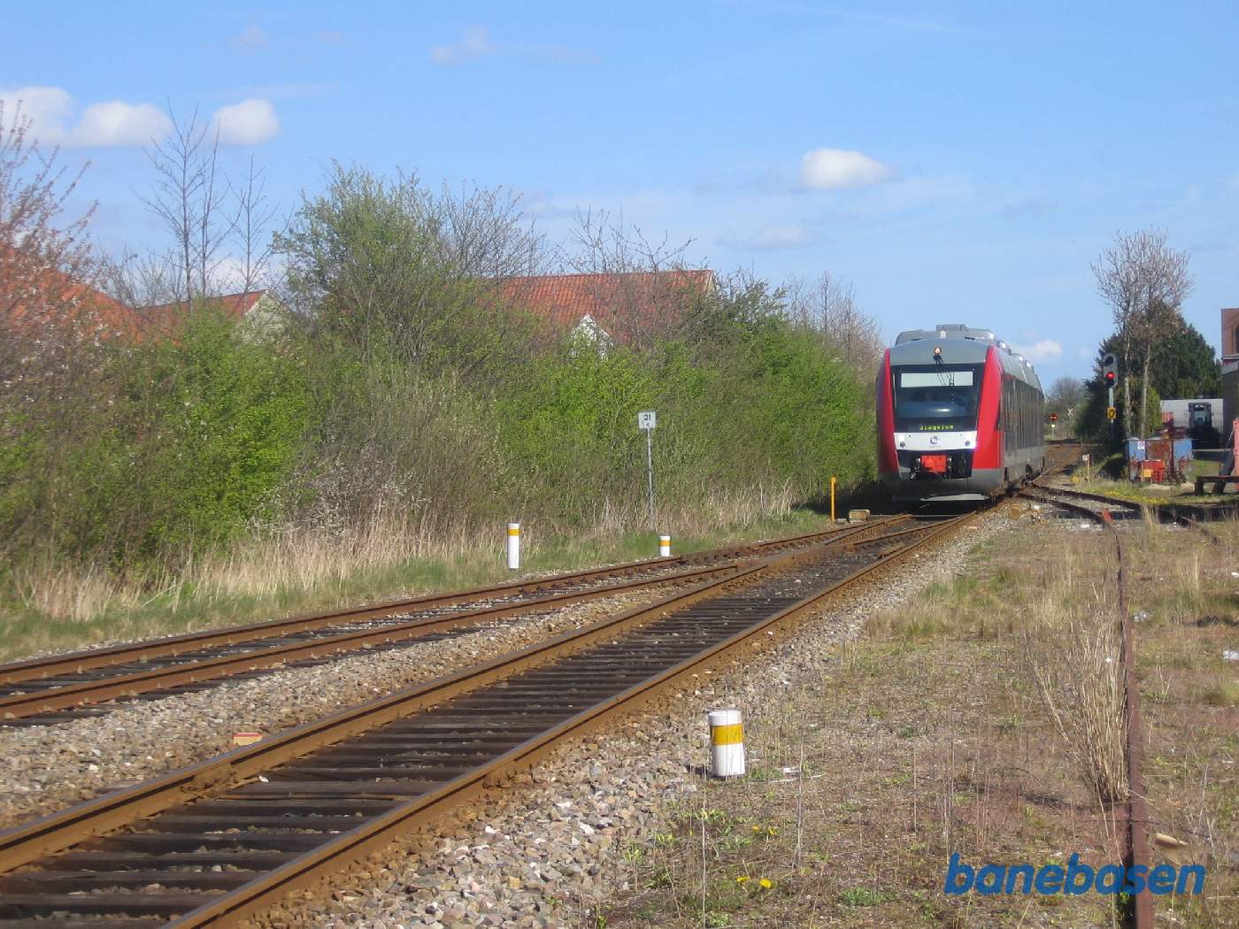 Lint-tog mod Slagelse på vej ind på stationen