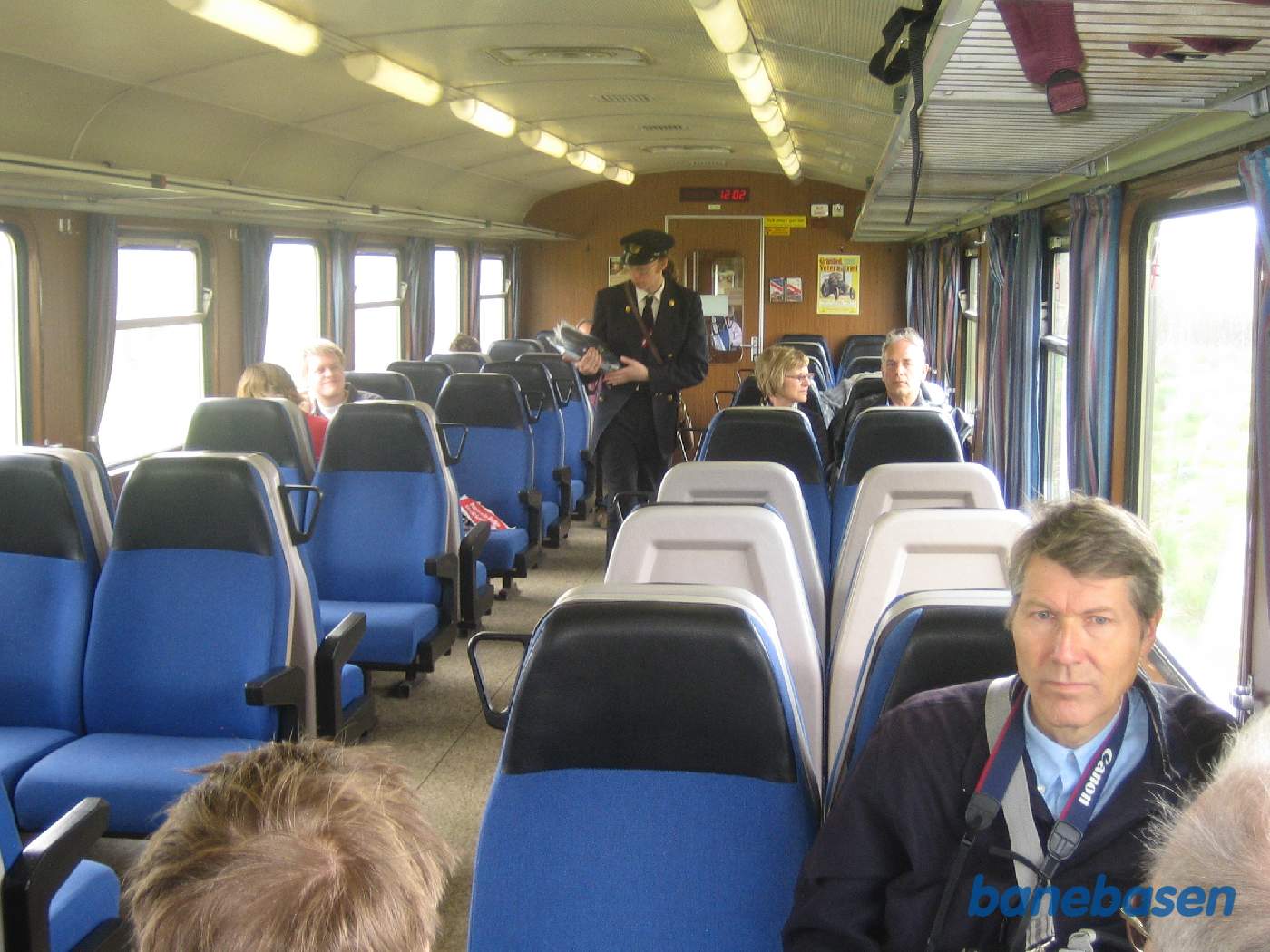 Billede af togvognen indvendigt