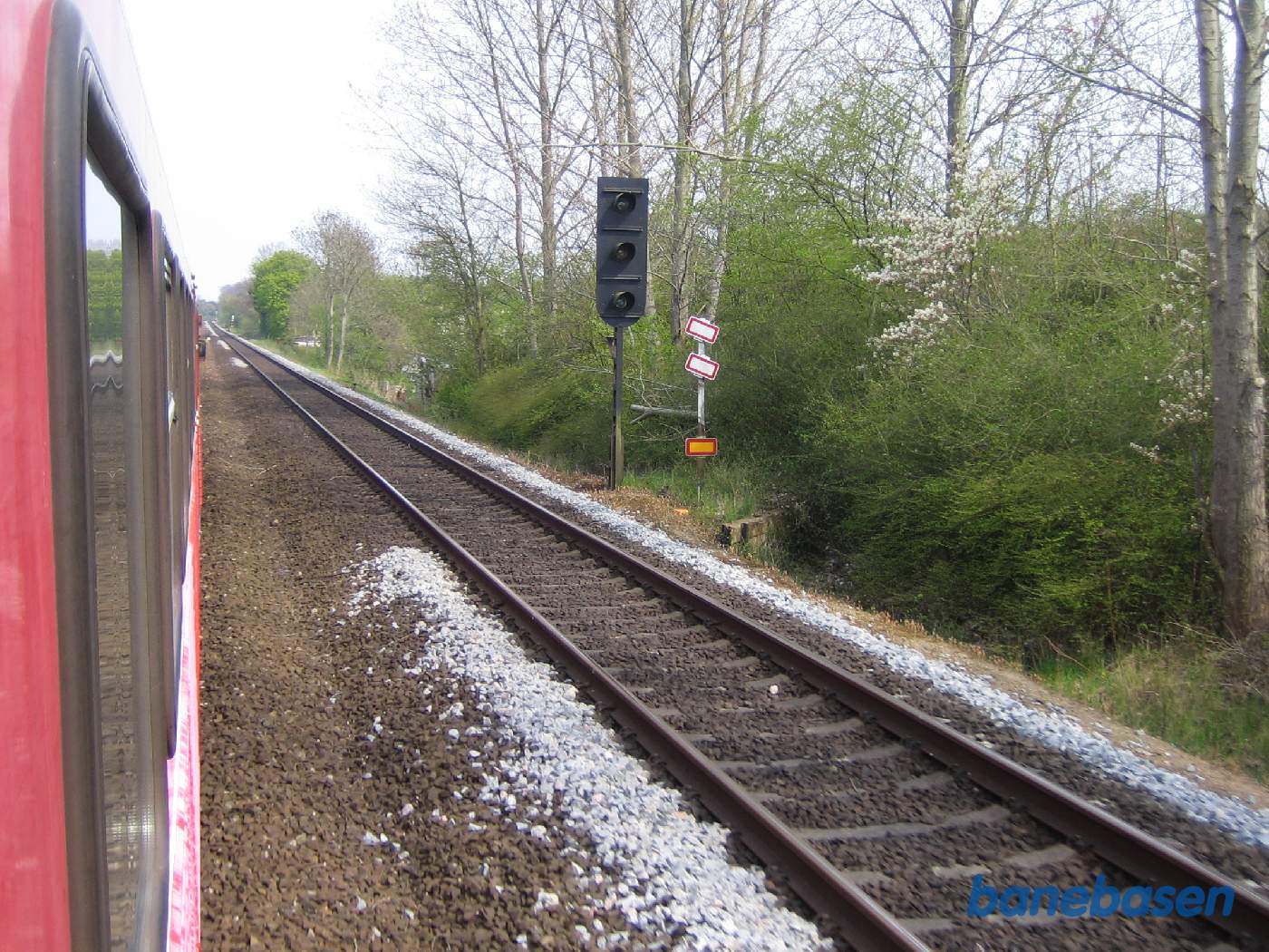 Fremskudt signal på Kalundborgbanen til højre
