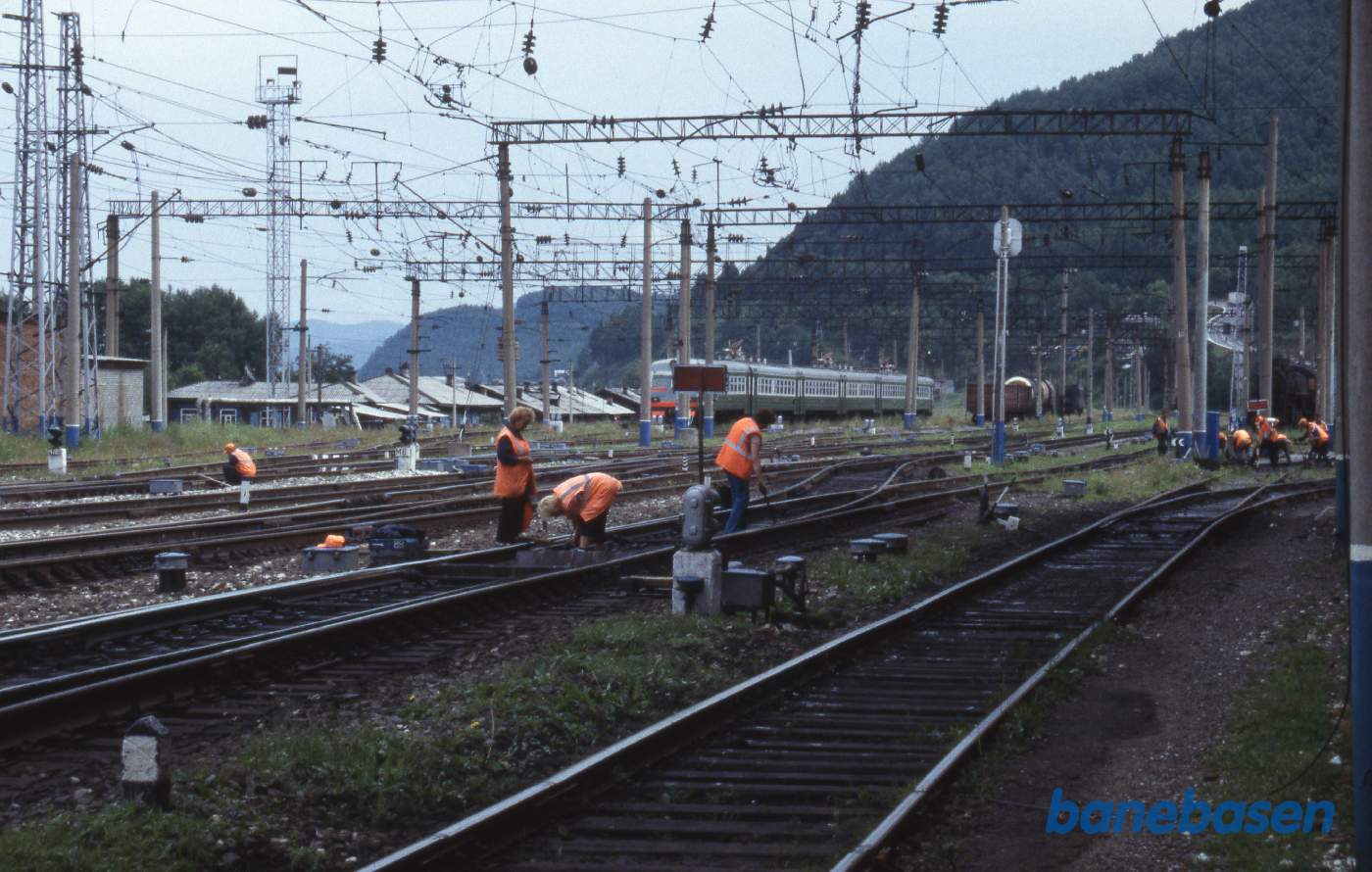 Eftersyn og smøring af sporskifter