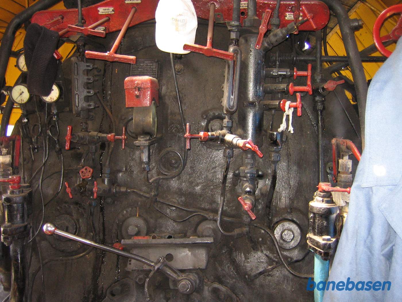 Bagkedlen i førerhuset