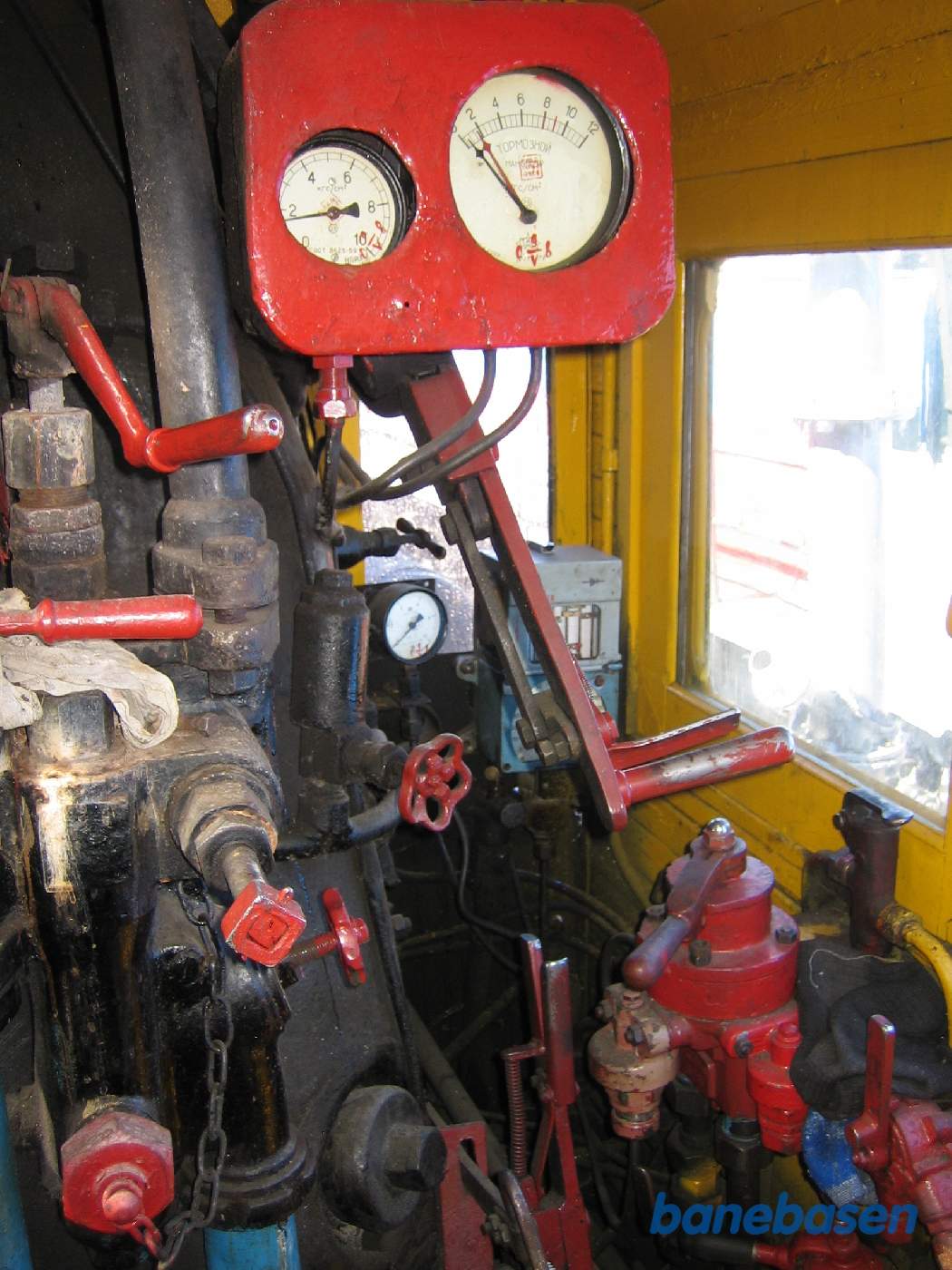 Førerpladsen i lokomotivet