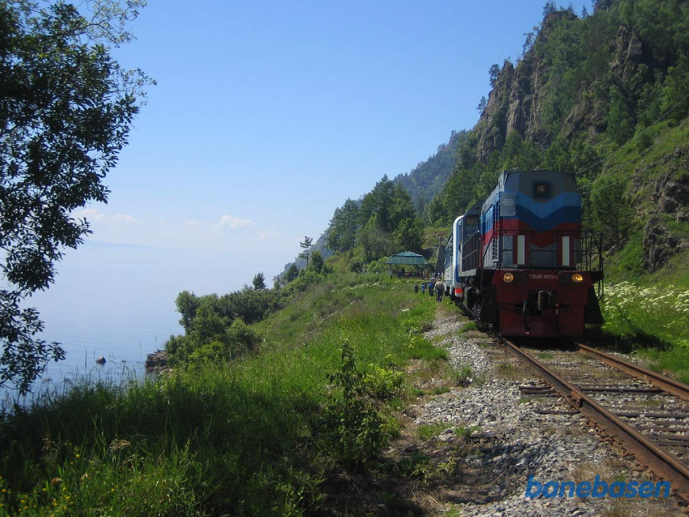 Vi er kommet til et af de berømte steder på banen, hvor turisterne alle skal ud og kigge