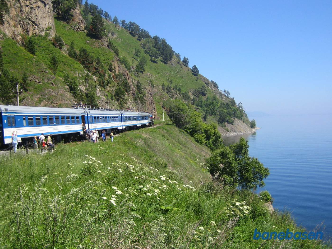 Persontoget på trinbrættet