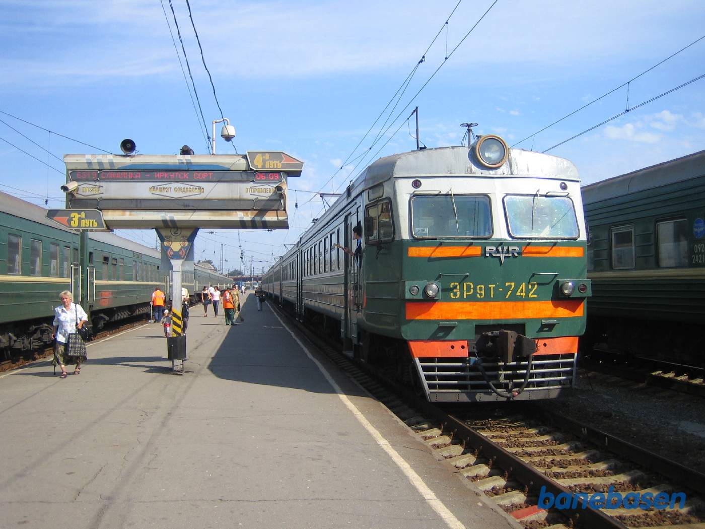 Persontoget fra Sludyanka er ankommet til Irkutsk