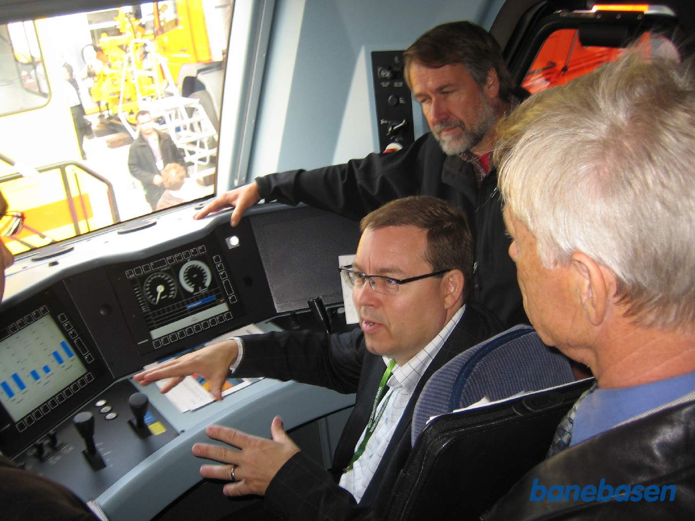Førerbordet i et helt nyt lokomotiv, duel mode, dvs. både diesel og elektrisk der i 2008 var noget helt nyt