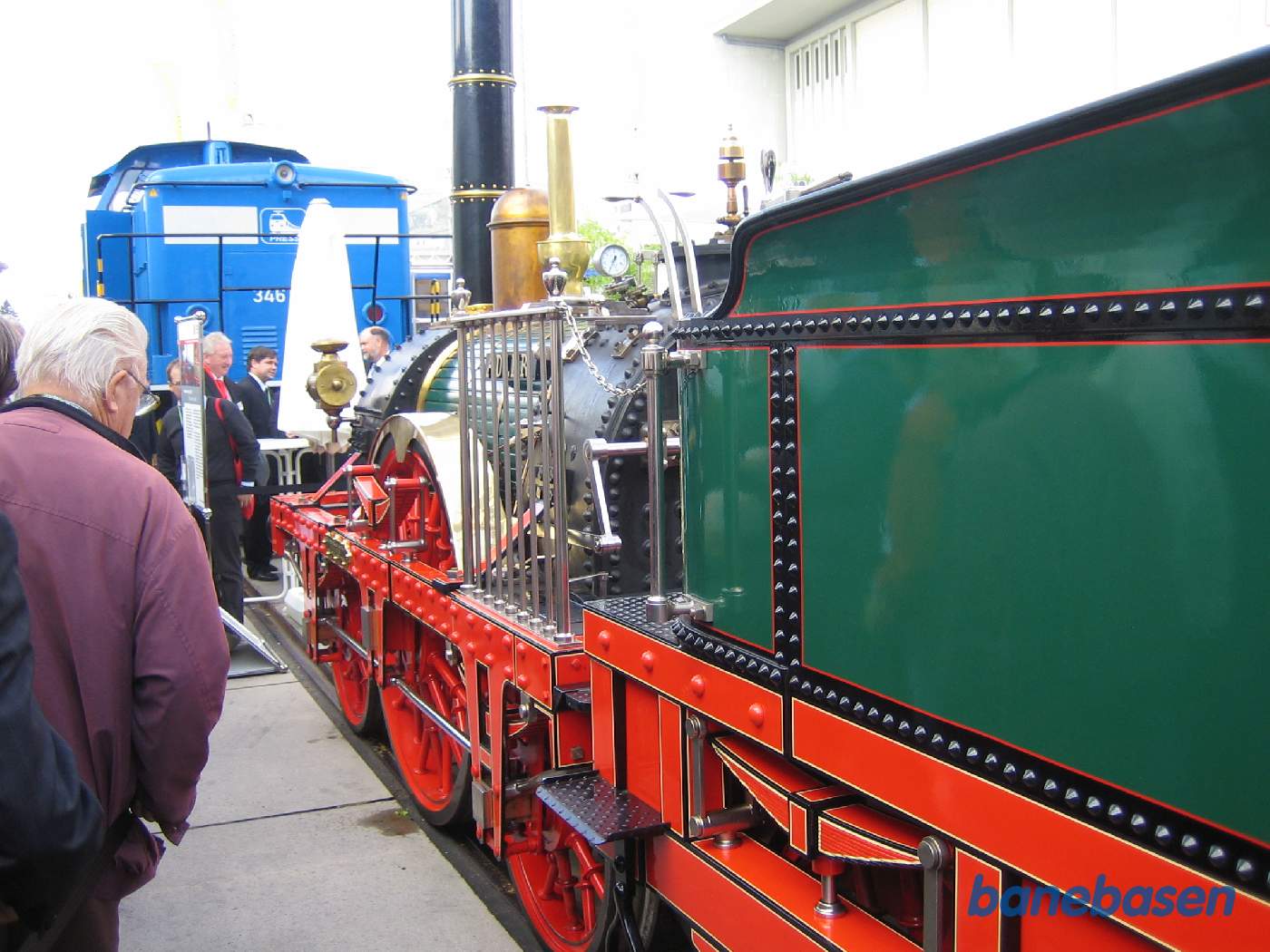 En kopi af det tyske lokomotiv Adler