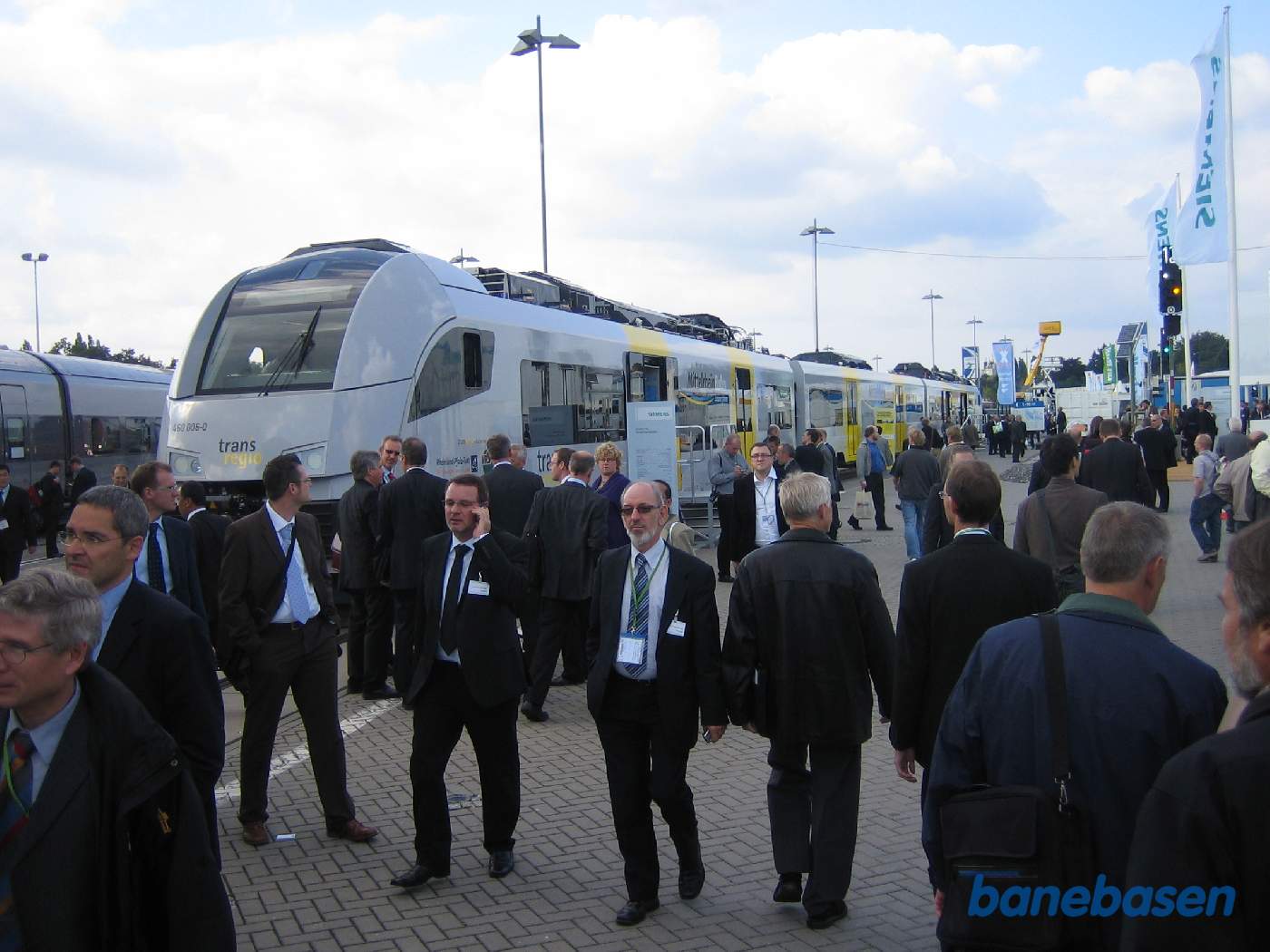 Et komplet 3 vogns regionaltogsæt