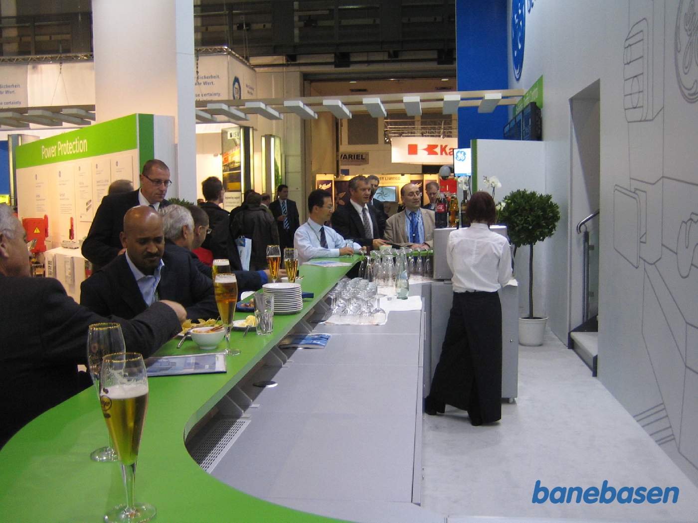 Uden mad og drikke - mange firmaer serverer for gæster og kunder