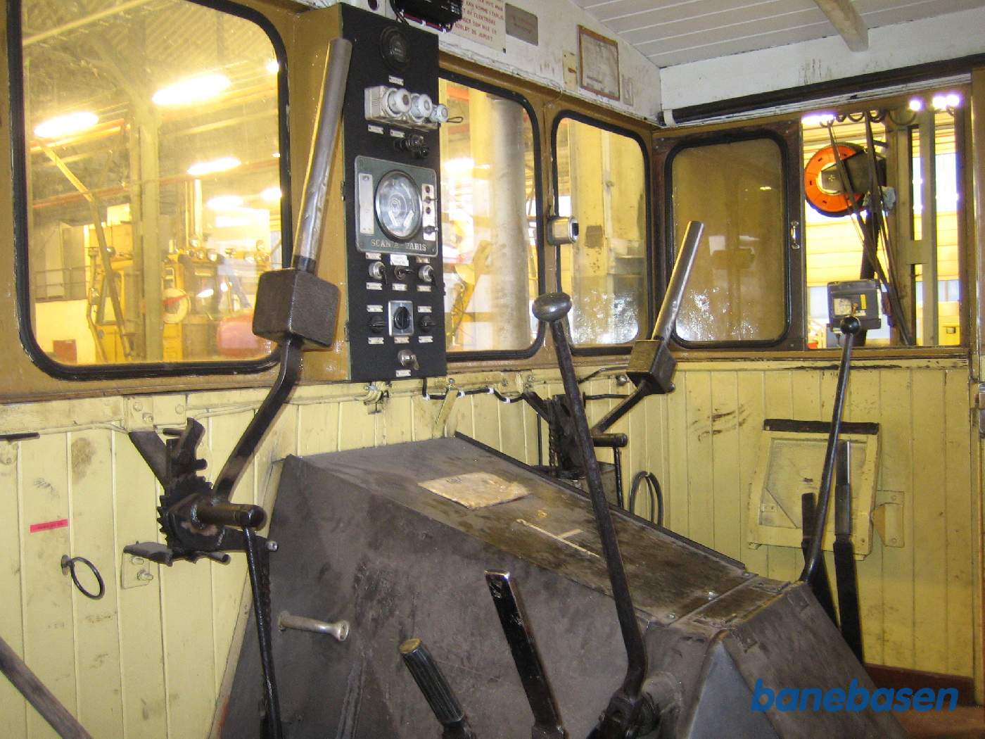 Førerrummet i det morsomme lille motorkøretøj