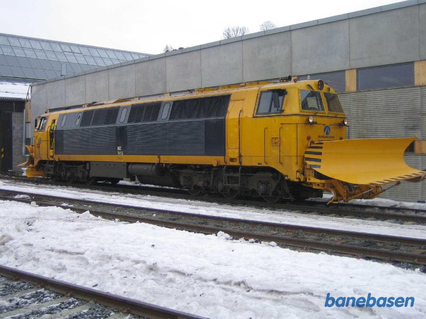 Sneploven foran på MZ