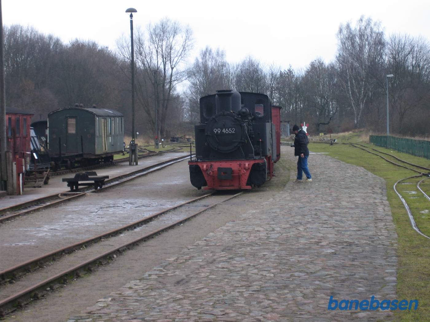 Vi er oppe i nordenden af stationen, hvor en del ældre materiel er opstillet