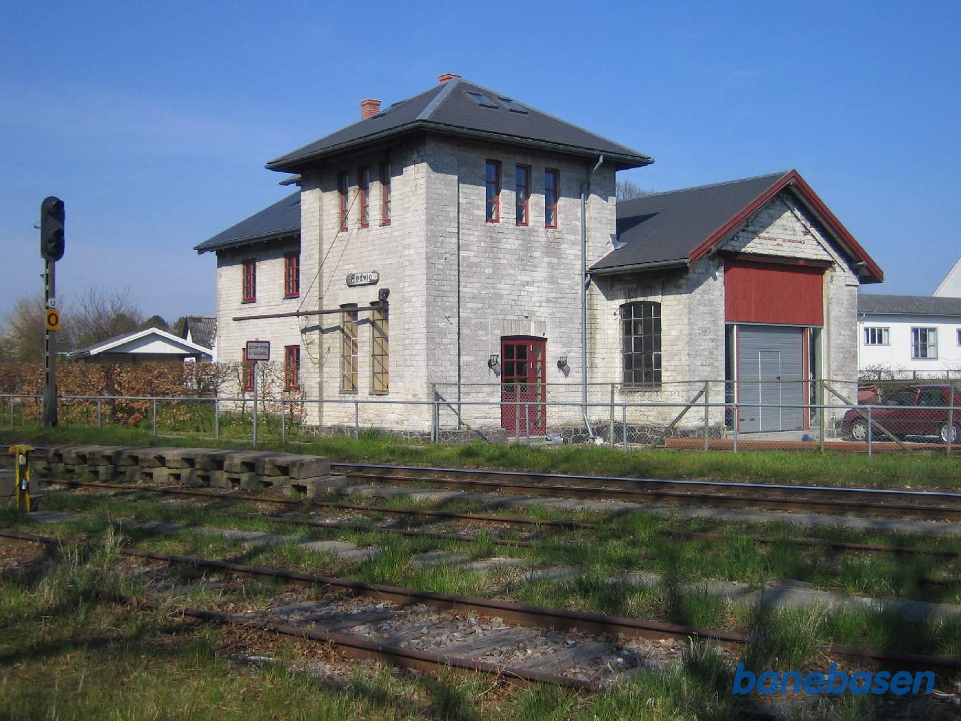 Nærbillede af den gamle remise