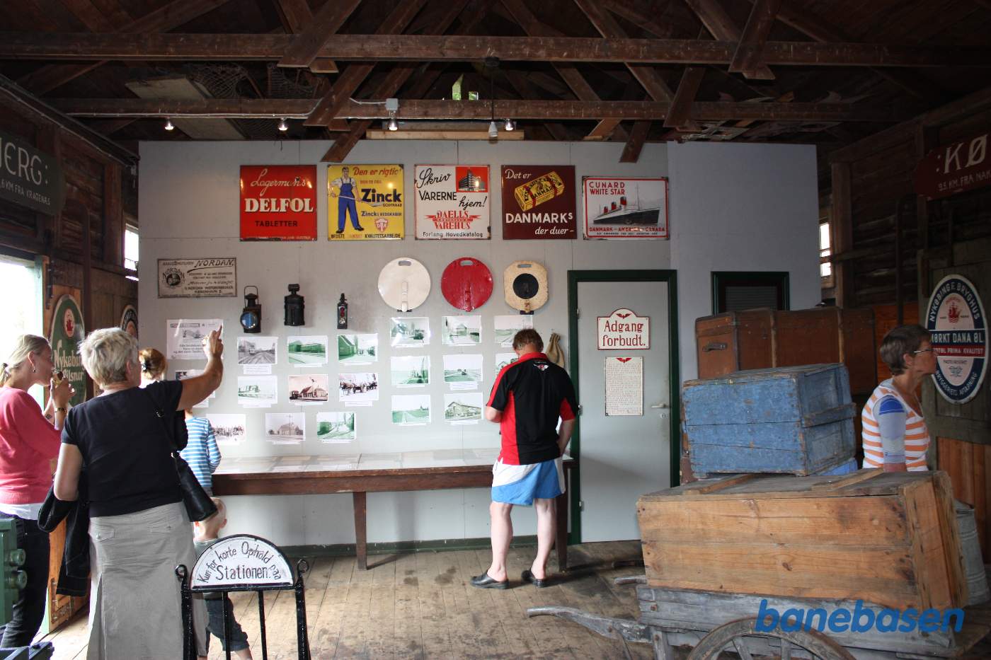 I pakhuset er der indrettet museum