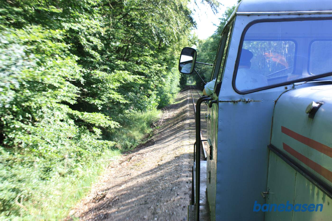Et skud frem langs strækningen et sted i Merretskoven Et skud frem langs strækningen et sted i Merretskoven