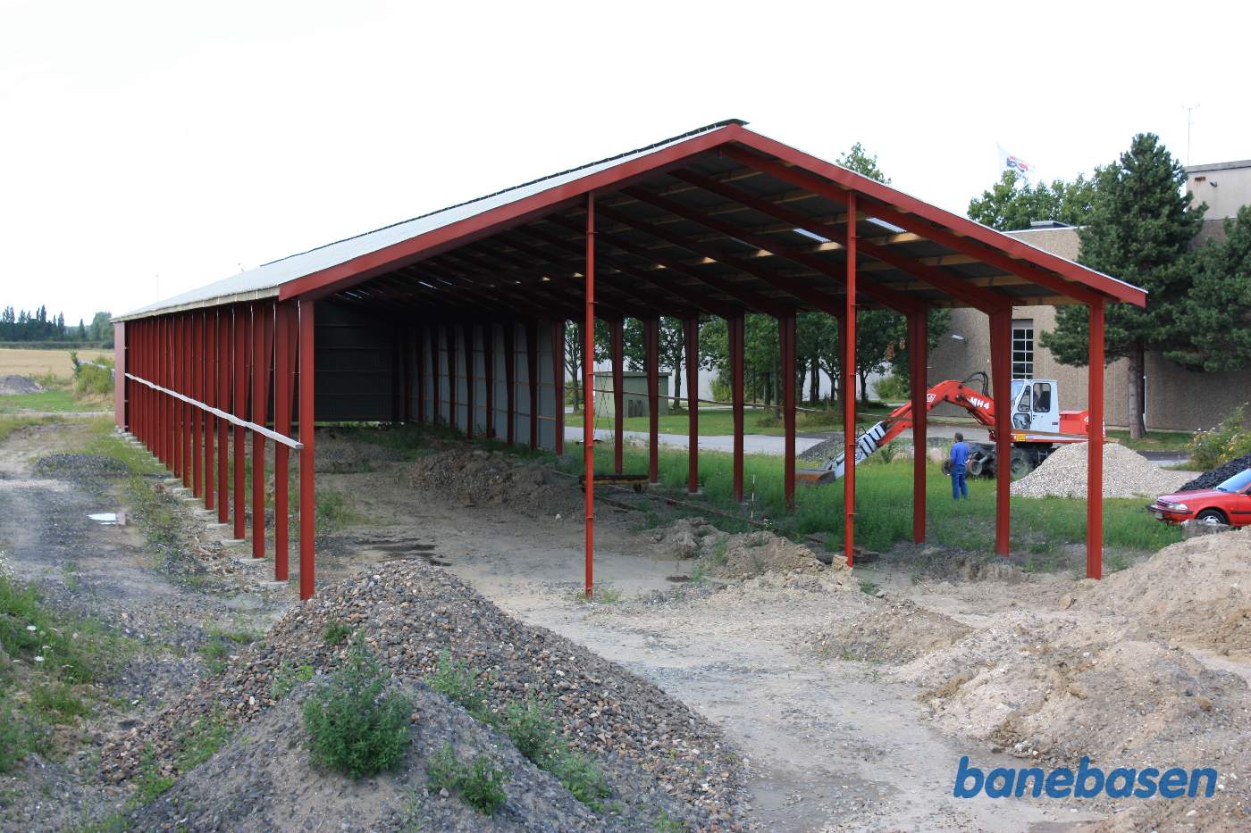 Den nye vognhal under opførelse