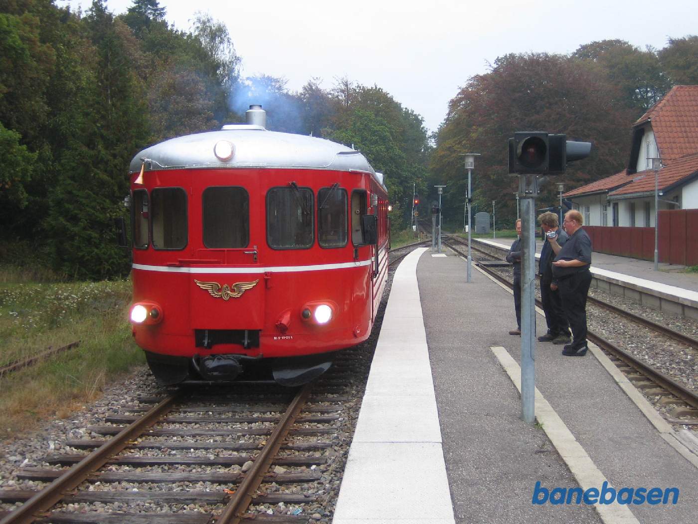 Særtoget ankommet til Dianalund og venter på krydsning Særtoget ankommet til Dianalund og venter på krydsning