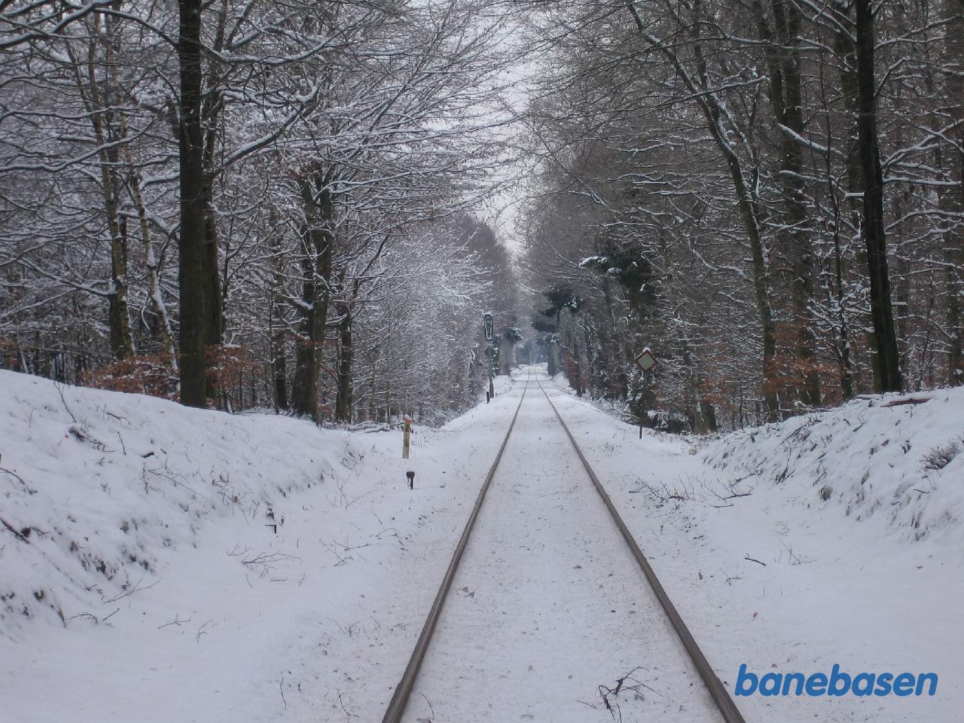 Et vue fra Mårum station ud ad sporet mod Kagerup