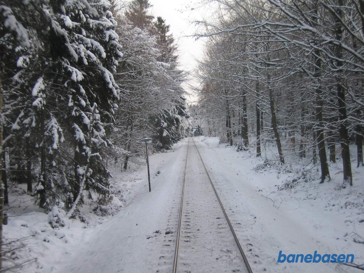 Det flotte snelandskab et sted på strækningen mellem Kagerup og Hillerød