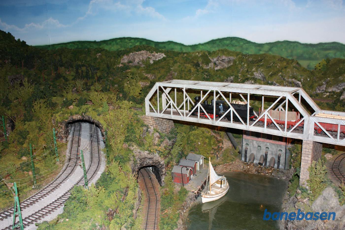 På museet er der også en flot modeljernbane