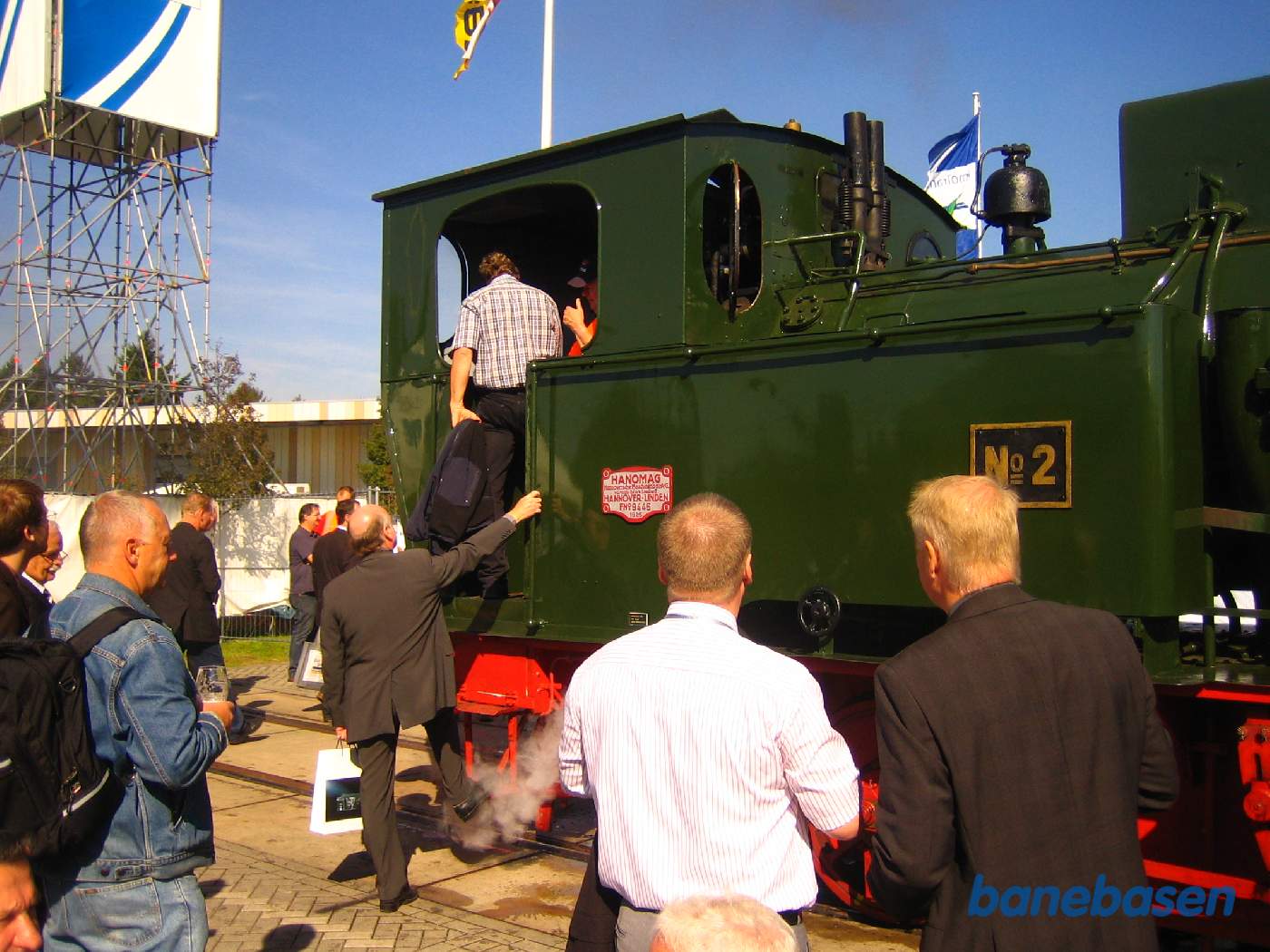 I udstillingsdagene kørte et lille grønt damplokomotiv mellem udstillingsområdet og sporet ind til udstillingsområdet. Turen tog 3 minutter og der var en meget lang kø for at prøve at køre på et damplokomotiv