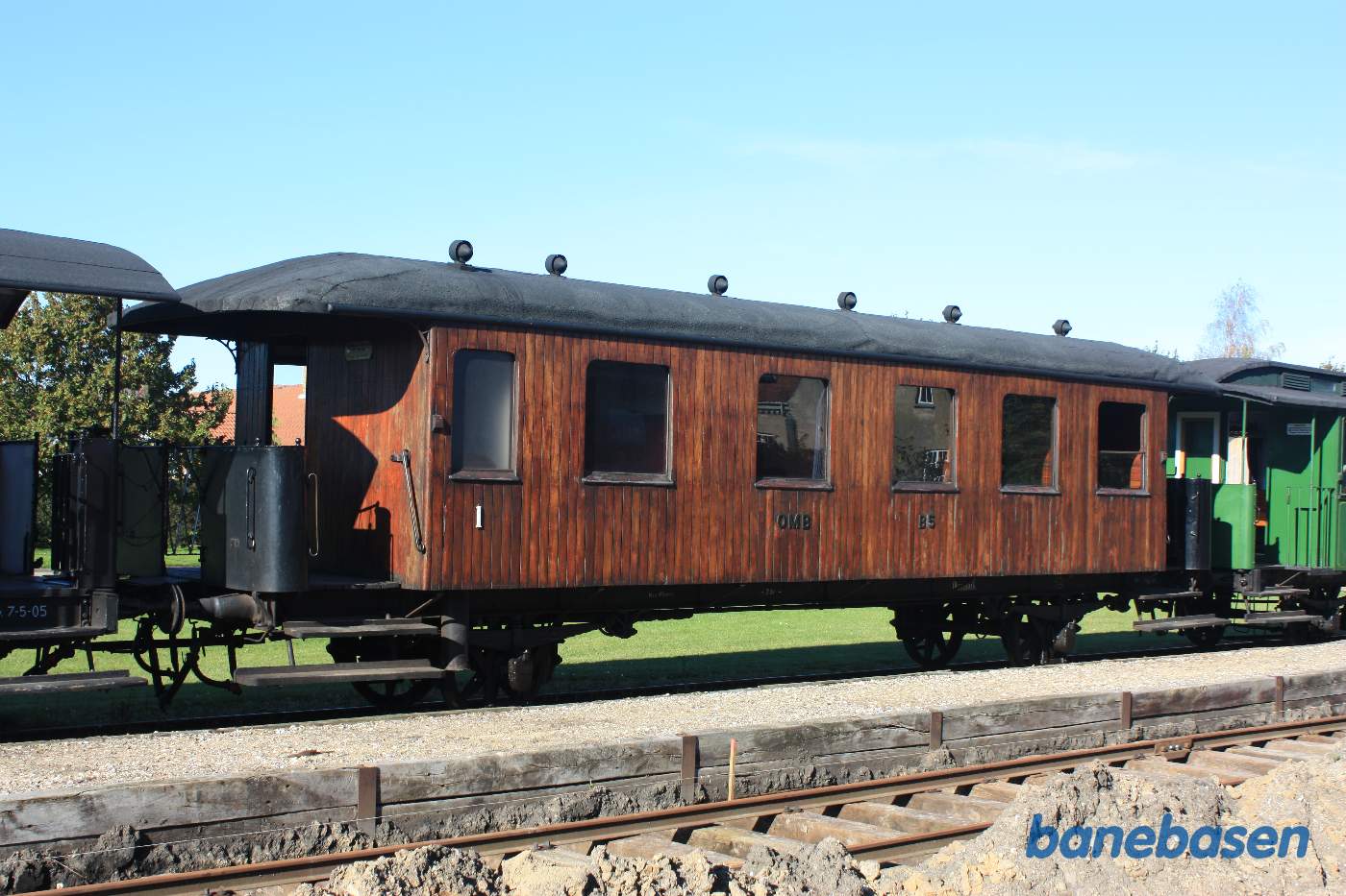 Nærbillede af vognene i toget